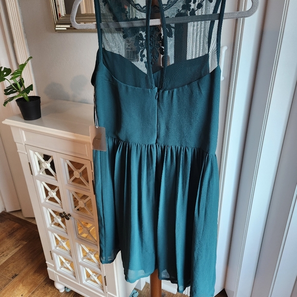 NWT Forever 21 Teal Dress with Lace Detail - Picture 4 of 6